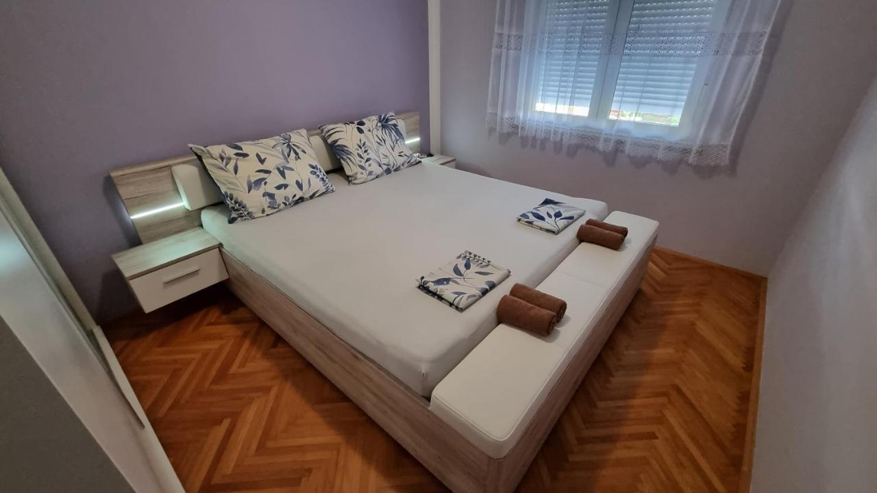 Apartman Ori Umago Esterno foto