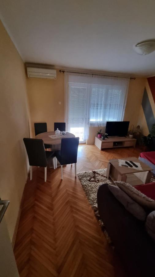 Apartman Ori Umago Esterno foto