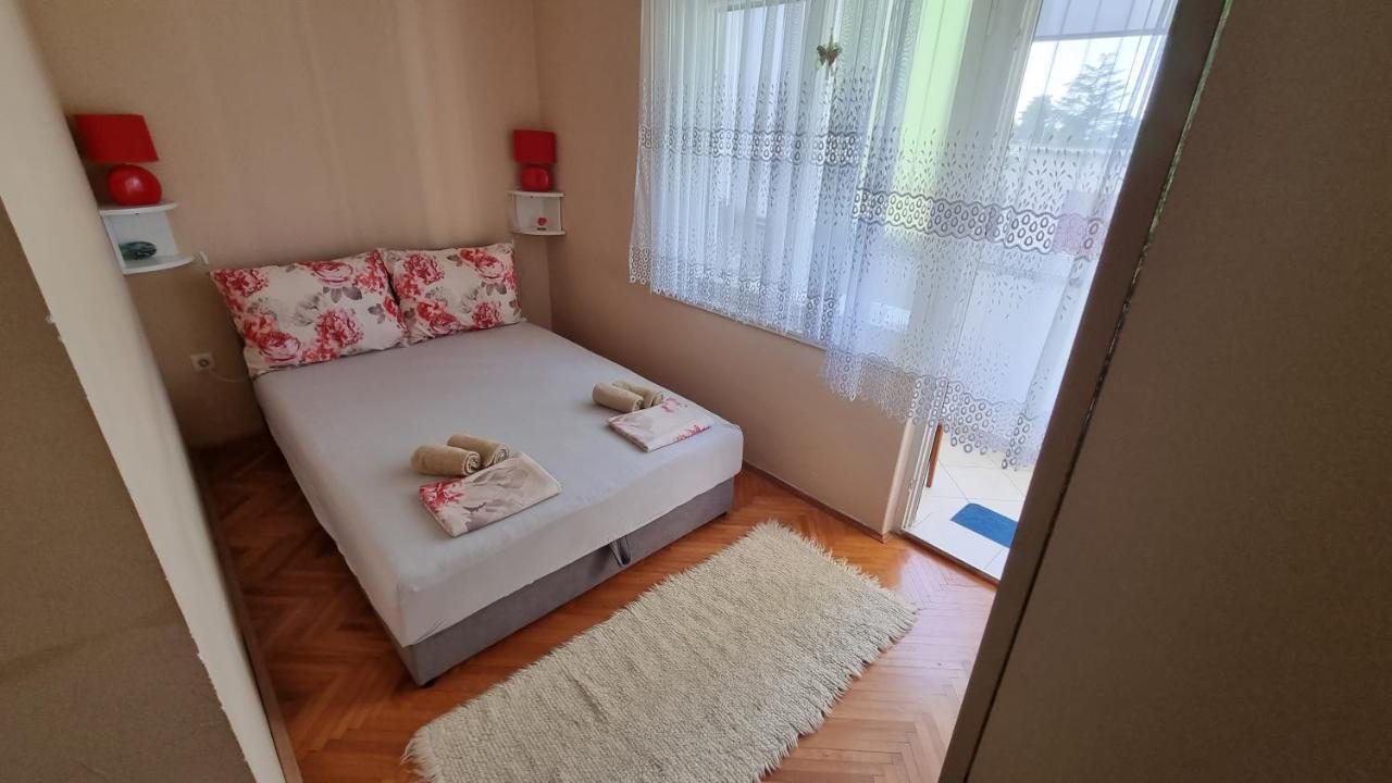 Apartman Ori Umago Esterno foto
