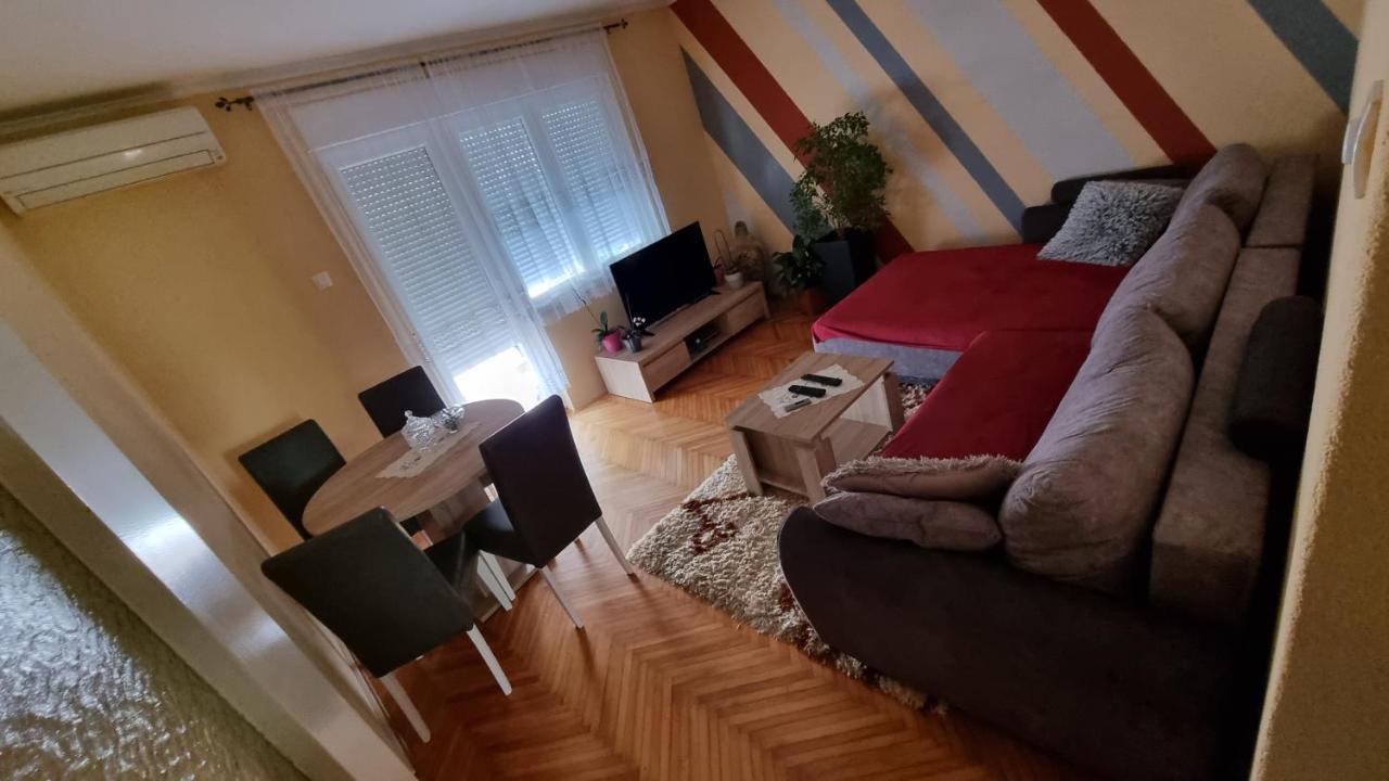 Apartman Ori Umago Esterno foto