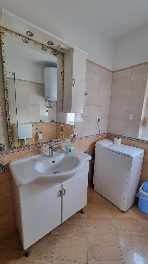 Apartman Ori Umago Esterno foto